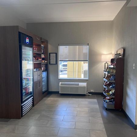 Wingate By Wyndham Clearfield Hotel Екстериор снимка