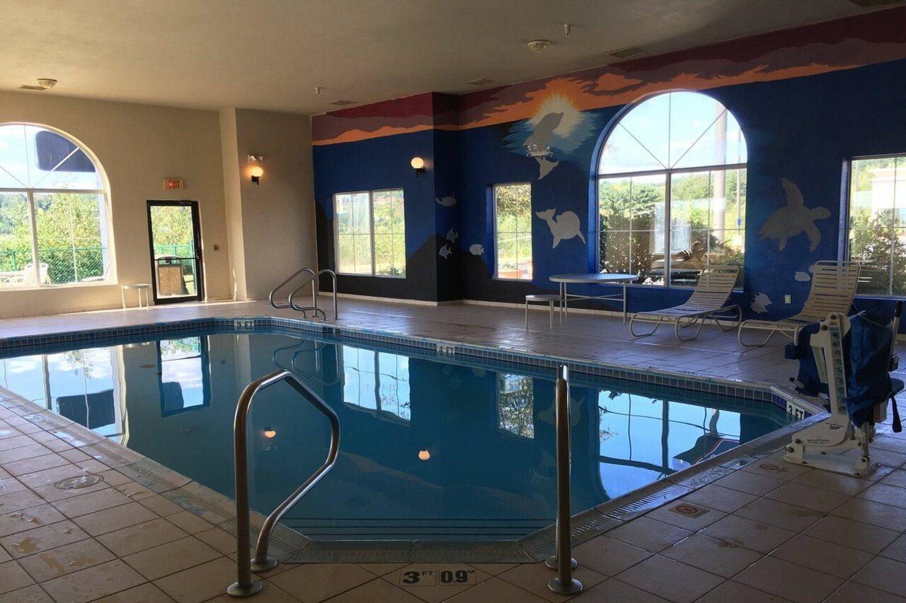 Wingate By Wyndham Clearfield Hotel Екстериор снимка