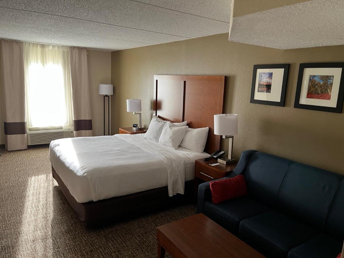Wingate By Wyndham Clearfield Hotel Екстериор снимка