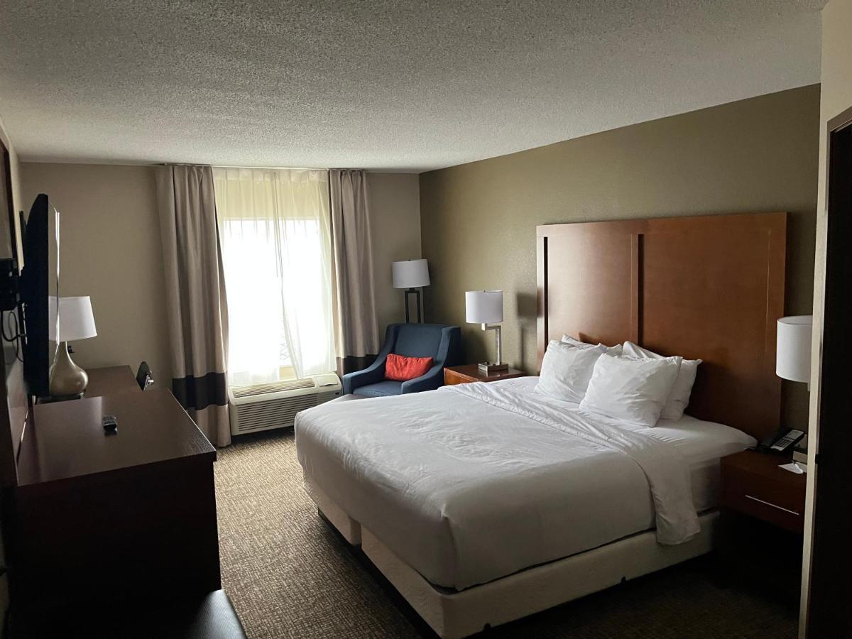 Wingate By Wyndham Clearfield Hotel Екстериор снимка