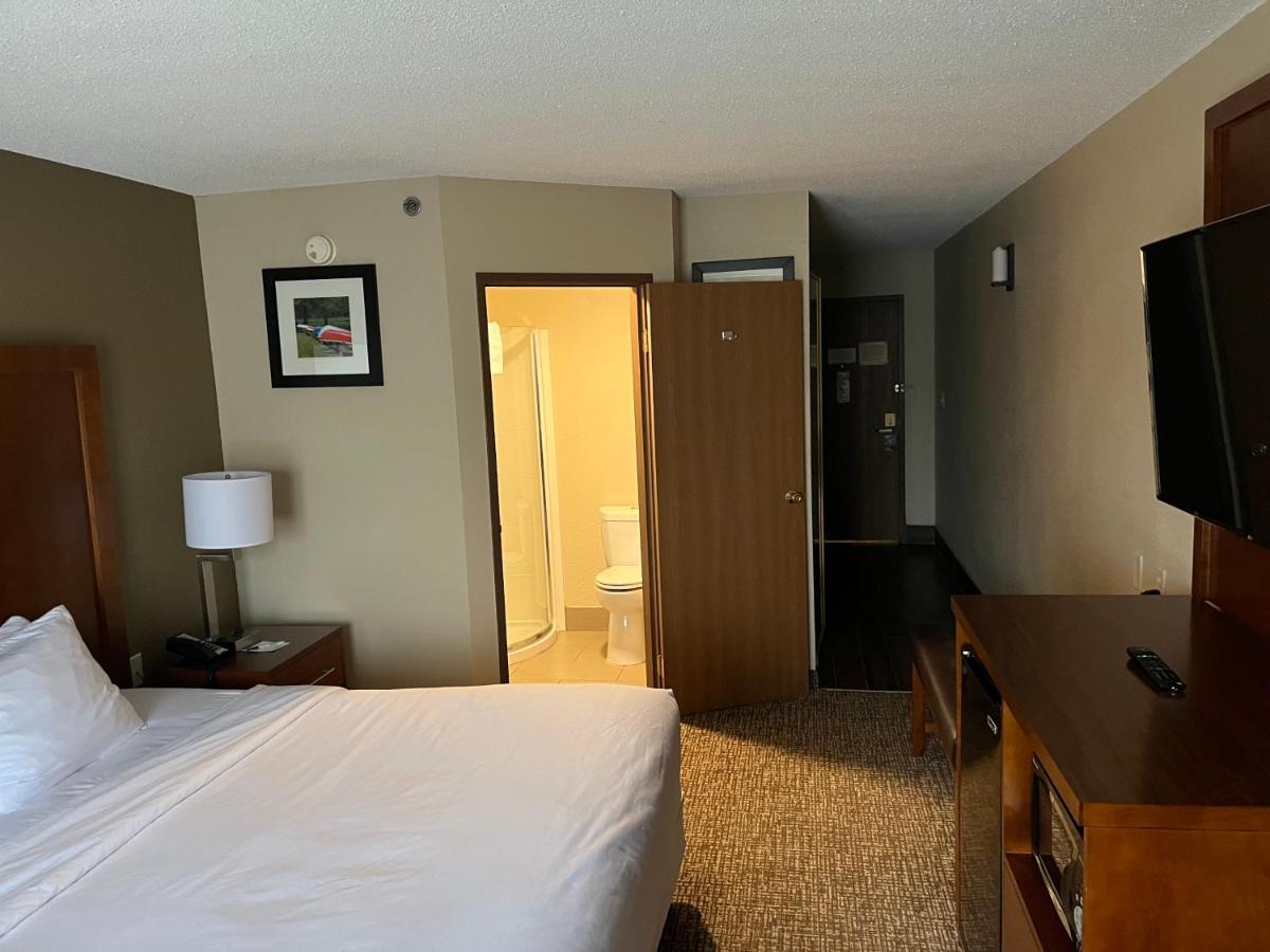 Wingate By Wyndham Clearfield Hotel Екстериор снимка